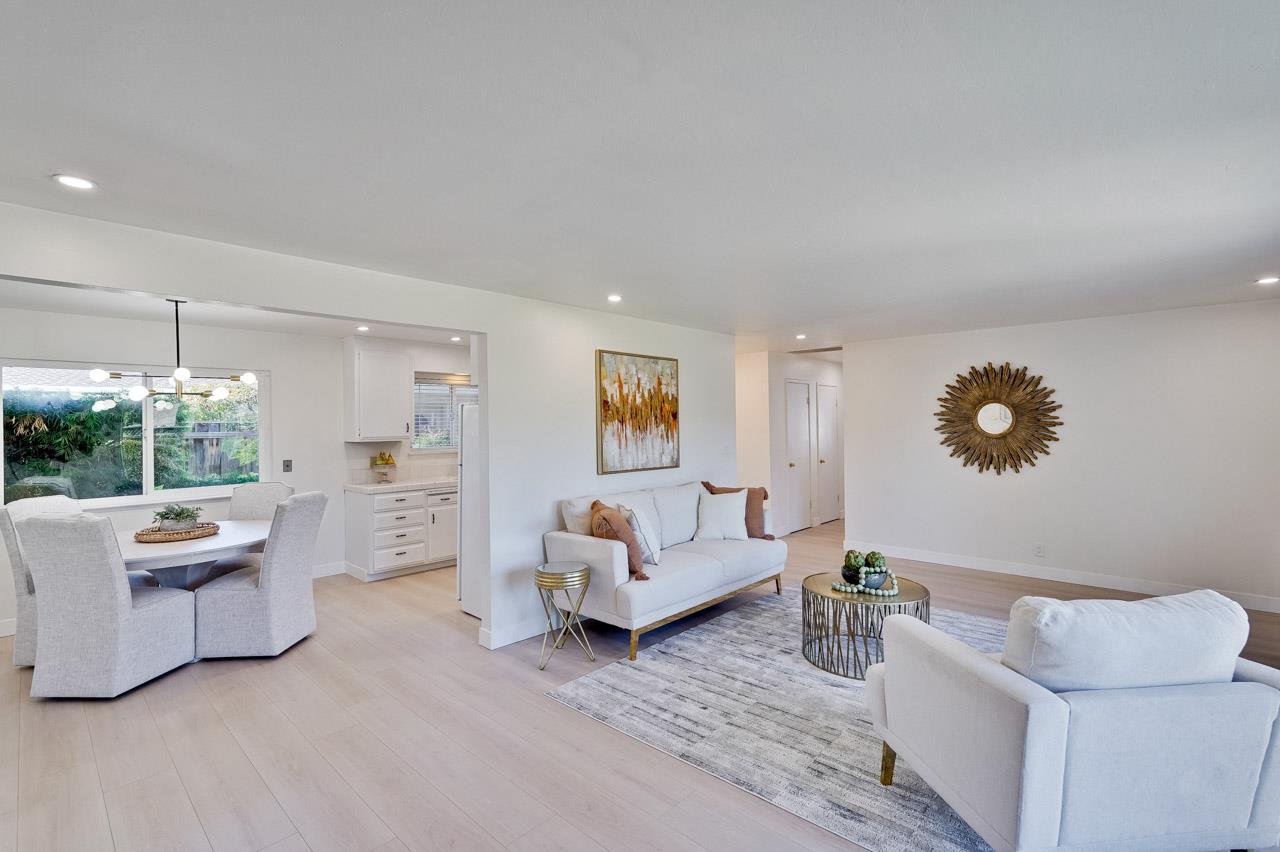 Detail Gallery Image 36 of 71 For 570-572 La Conner Dr, Sunnyvale,  CA 94087 - 5 Beds | 4 Baths