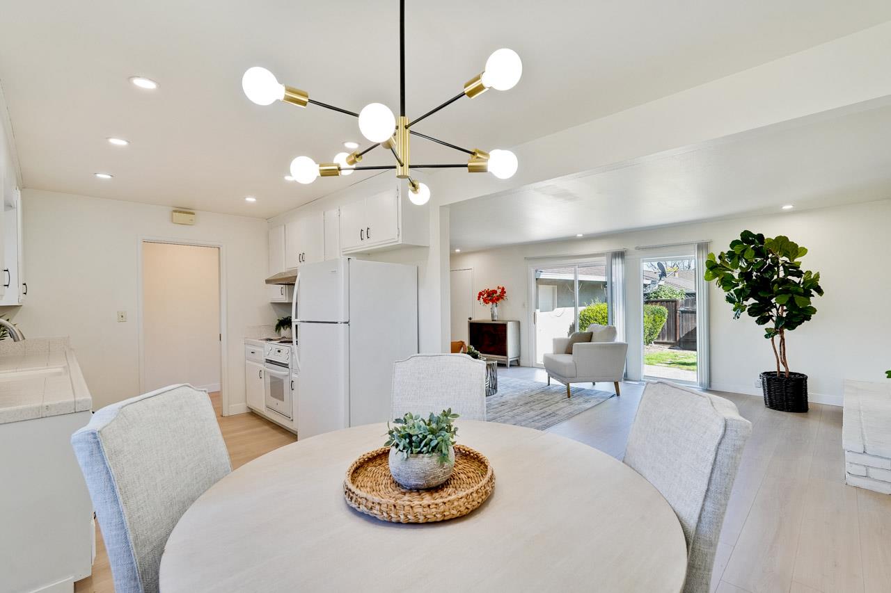 Detail Gallery Image 44 of 71 For 570-572 La Conner Dr, Sunnyvale,  CA 94087 - 5 Beds | 4 Baths