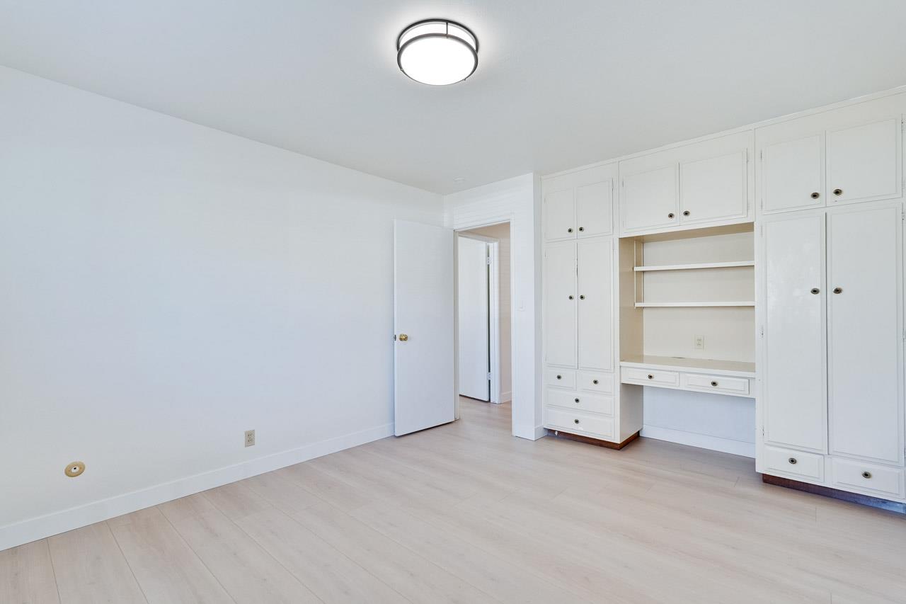 Detail Gallery Image 56 of 71 For 570-572 La Conner Dr, Sunnyvale,  CA 94087 - 5 Beds | 4 Baths