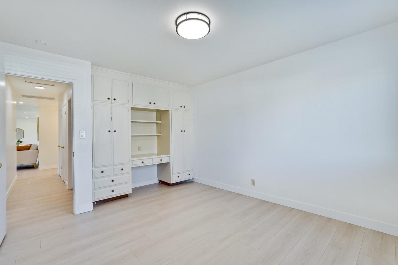 Detail Gallery Image 57 of 71 For 570-572 La Conner Dr, Sunnyvale,  CA 94087 - 5 Beds | 4 Baths