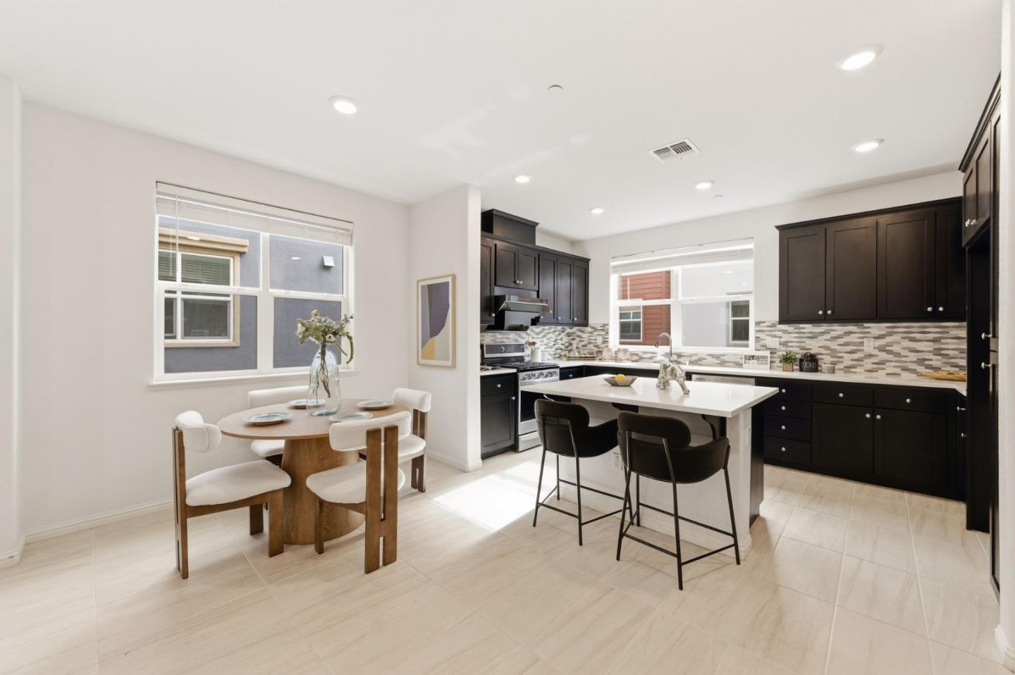 Detail Gallery Image 11 of 43 For 1923 Nevets Ln, San Jose,  CA 95133 - 3 Beds | 3/1 Baths