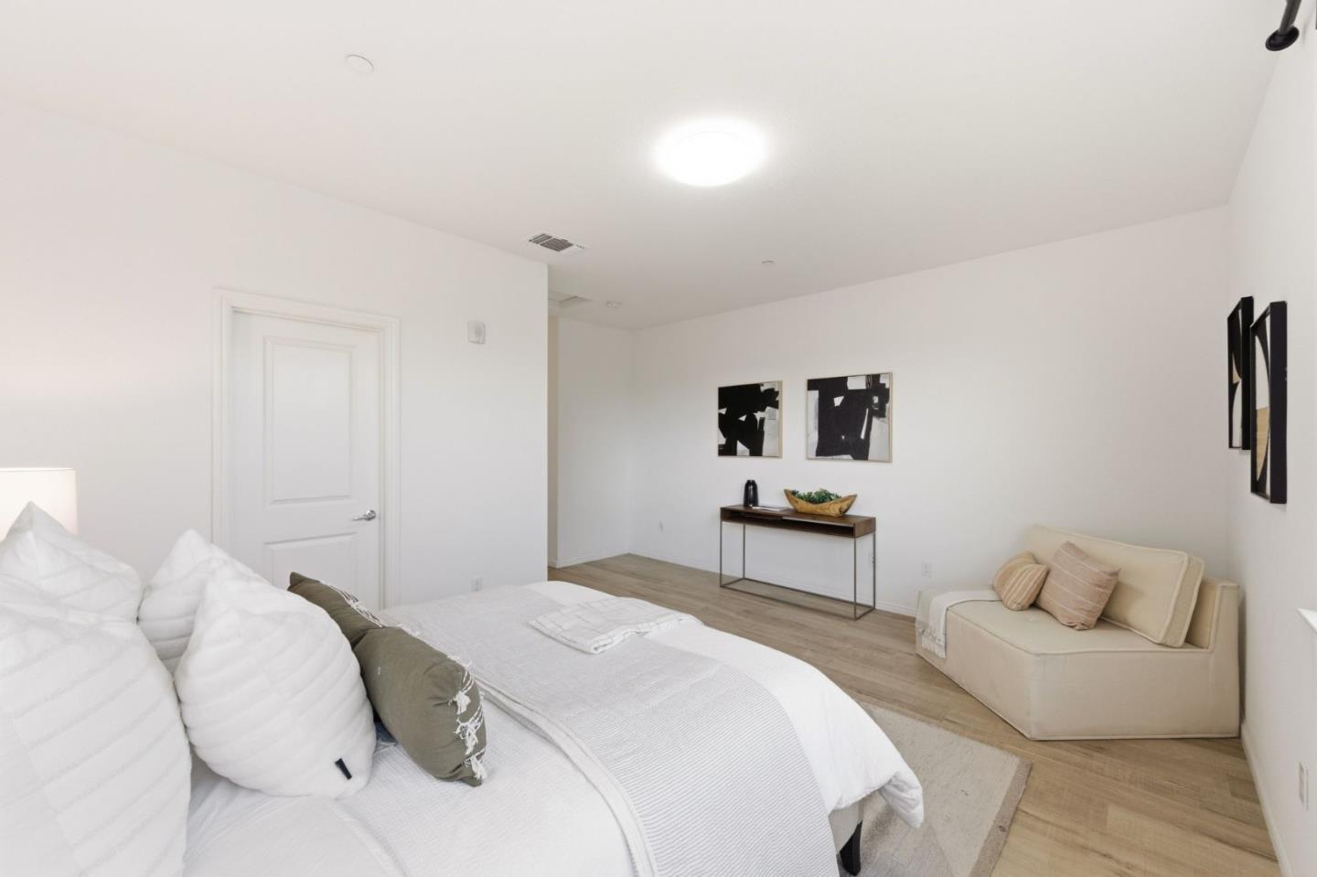 Detail Gallery Image 18 of 43 For 1923 Nevets Ln, San Jose,  CA 95133 - 3 Beds | 3/1 Baths