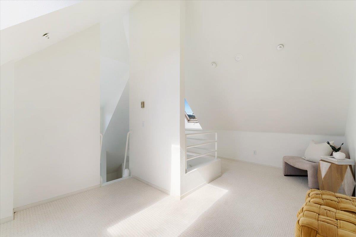 Detail Gallery Image 24 of 41 For 114 Annie Ln, Santa Cruz,  CA 95062 - 2 Beds | 2 Baths