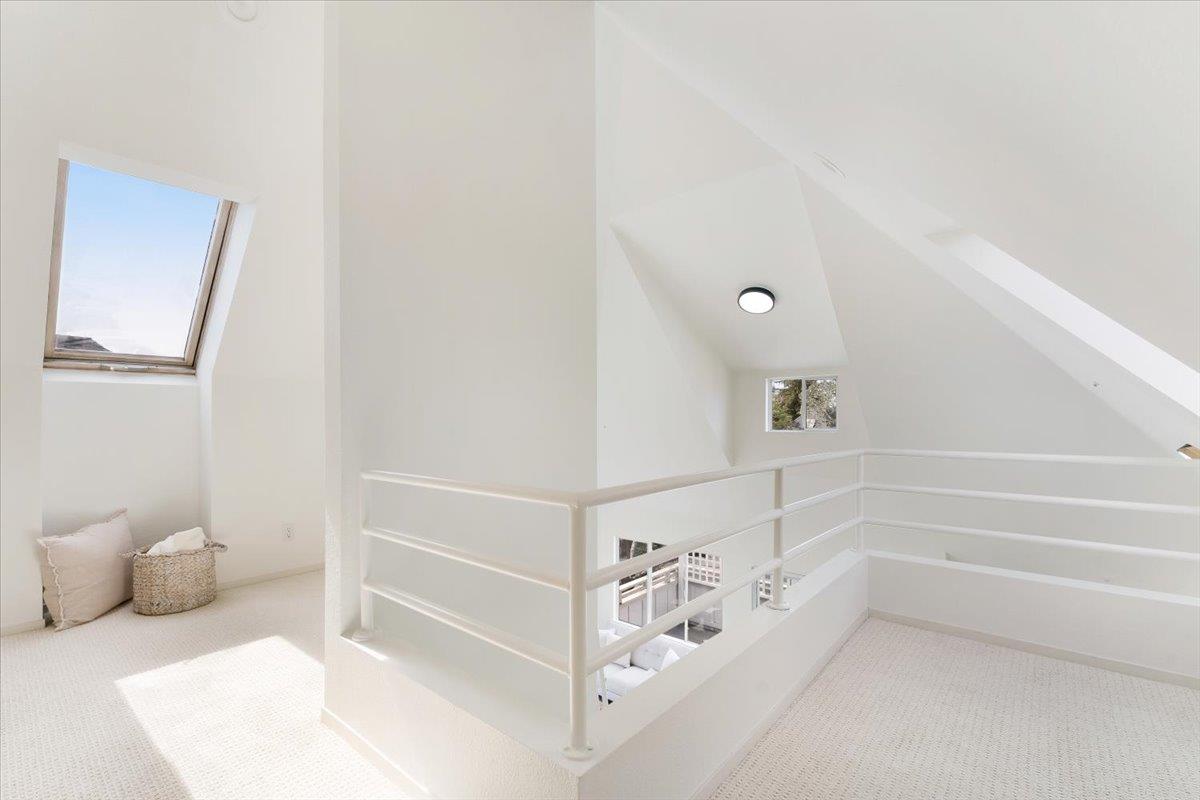 Detail Gallery Image 25 of 41 For 114 Annie Ln, Santa Cruz,  CA 95062 - 2 Beds | 2 Baths