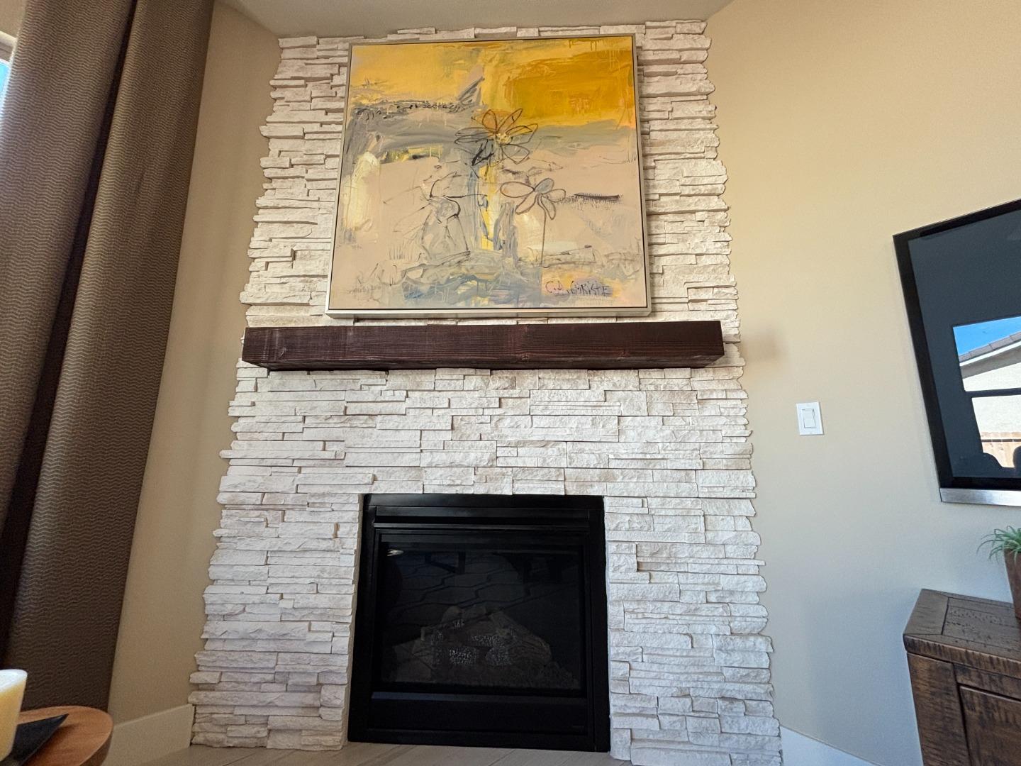 Detail Gallery Image 13 of 27 For 1517 Santana Ranch Dr, Hollister,  CA 95023 - 3 Beds | 2 Baths