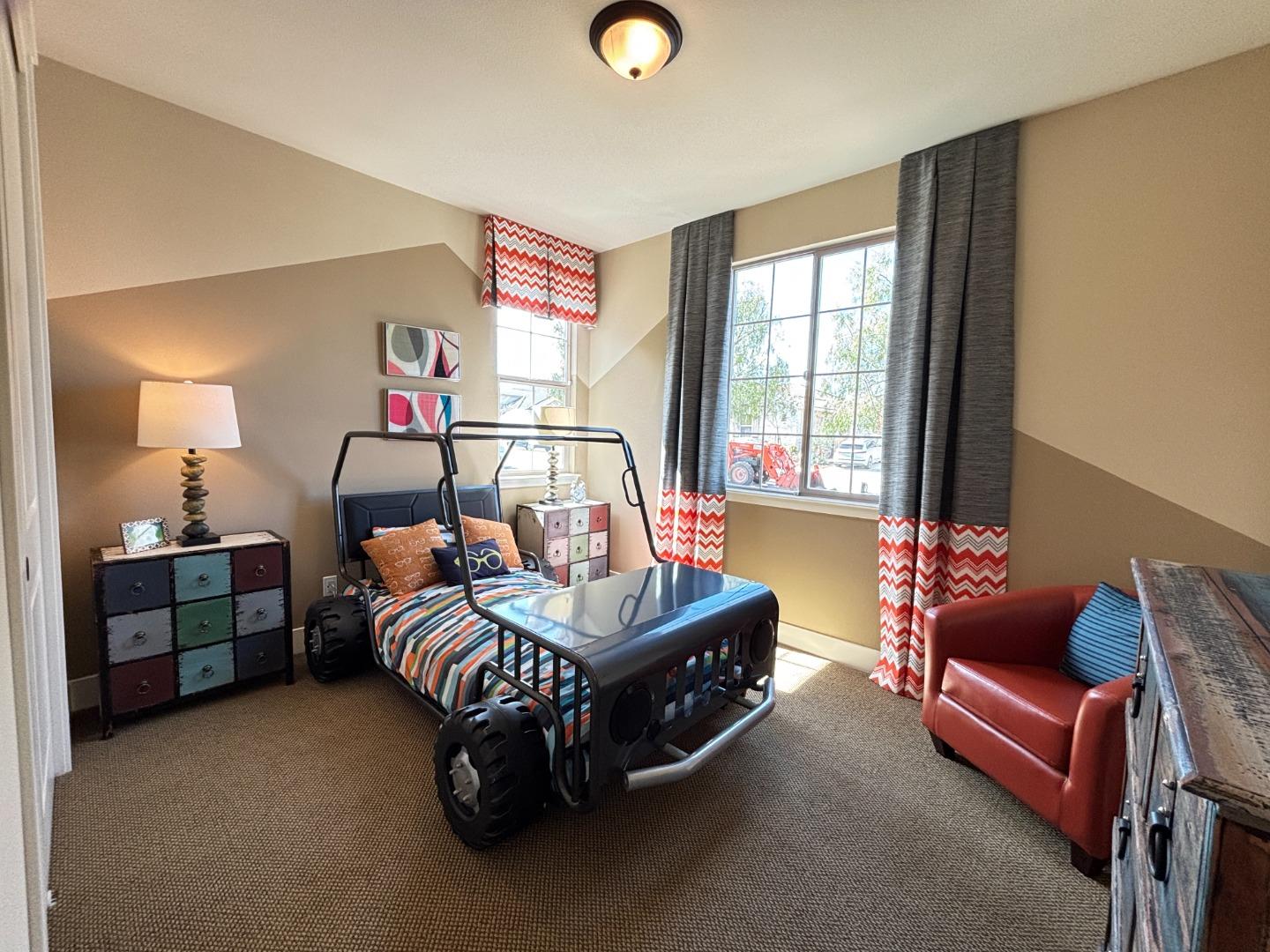 Detail Gallery Image 20 of 27 For 1517 Santana Ranch Dr, Hollister,  CA 95023 - 3 Beds | 2 Baths