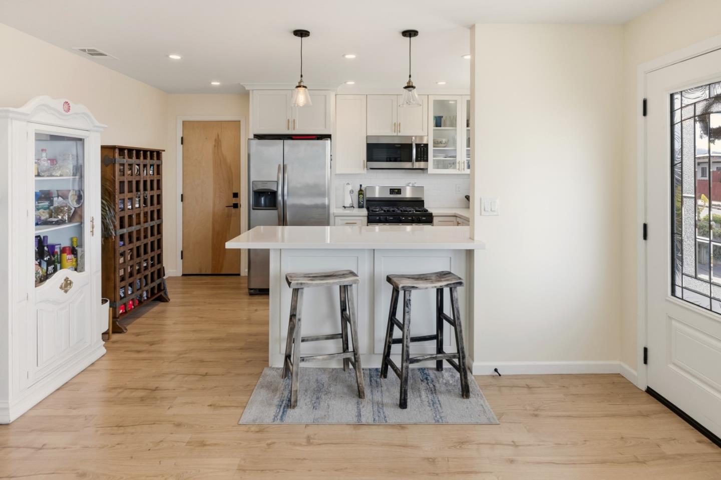 Detail Gallery Image 11 of 53 For 1330 Flores St, Seaside,  CA 93955 - 3 Beds | 2 Baths