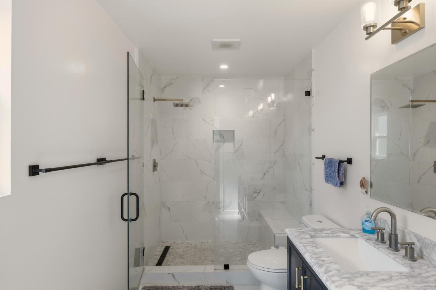 Detail Gallery Image 20 of 53 For 1330 Flores St, Seaside,  CA 93955 - 3 Beds | 2 Baths