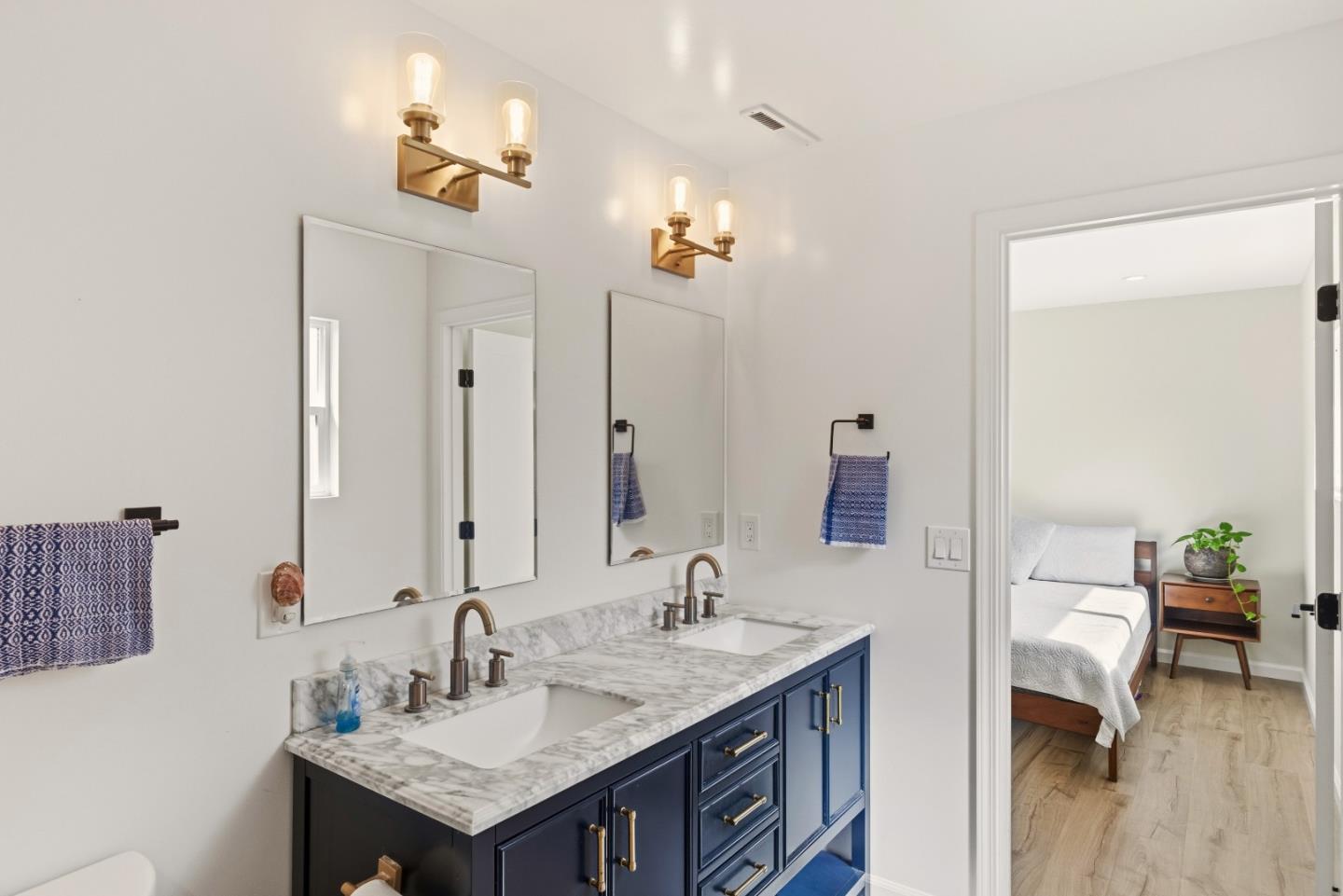 Detail Gallery Image 21 of 53 For 1330 Flores St, Seaside,  CA 93955 - 3 Beds | 2 Baths