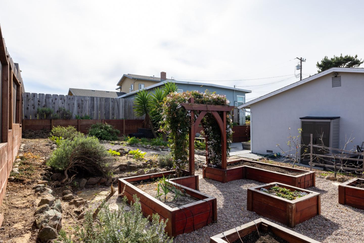 Detail Gallery Image 36 of 53 For 1330 Flores St, Seaside,  CA 93955 - 3 Beds | 2 Baths