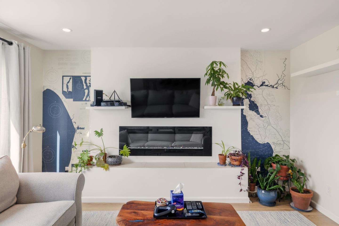 Detail Gallery Image 9 of 53 For 1330 Flores St, Seaside,  CA 93955 - 3 Beds | 2 Baths