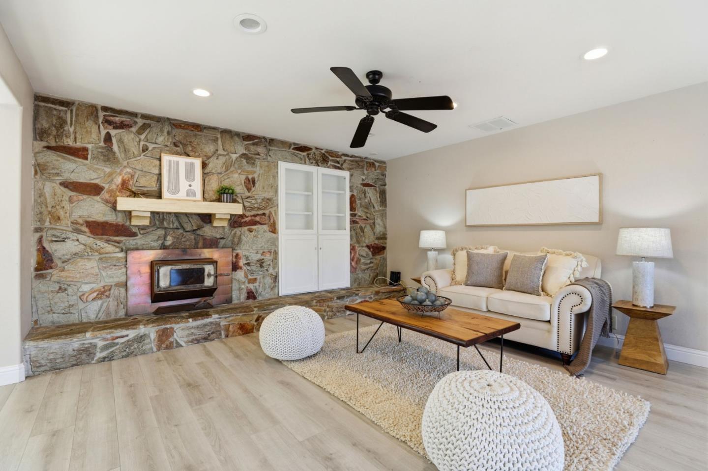 Detail Gallery Image 7 of 35 For 7611 Westwood Dr, Gilroy,  CA 95020 - 3 Beds | 2/1 Baths