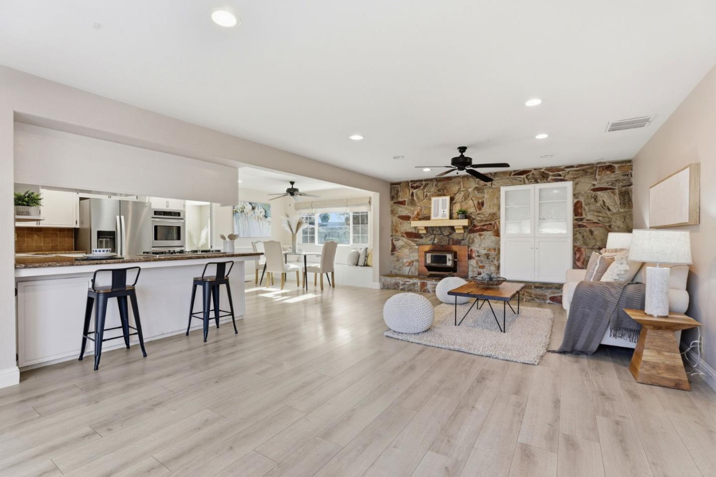 Detail Gallery Image 9 of 35 For 7611 Westwood Dr, Gilroy,  CA 95020 - 3 Beds | 2/1 Baths