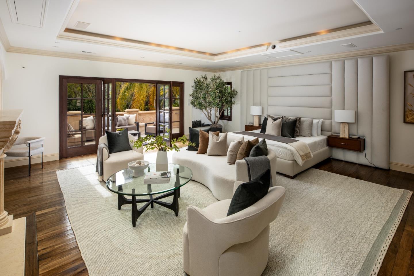 Detail Gallery Image 16 of 56 For 925 Seabury Rd, Hillsborough,  CA 94010 - 6 Beds | 9/2 Baths