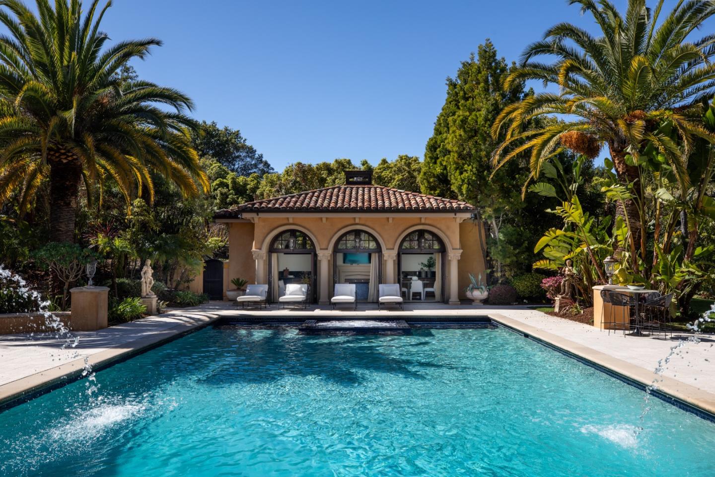 Detail Gallery Image 44 of 56 For 925 Seabury Rd, Hillsborough,  CA 94010 - 6 Beds | 9/2 Baths