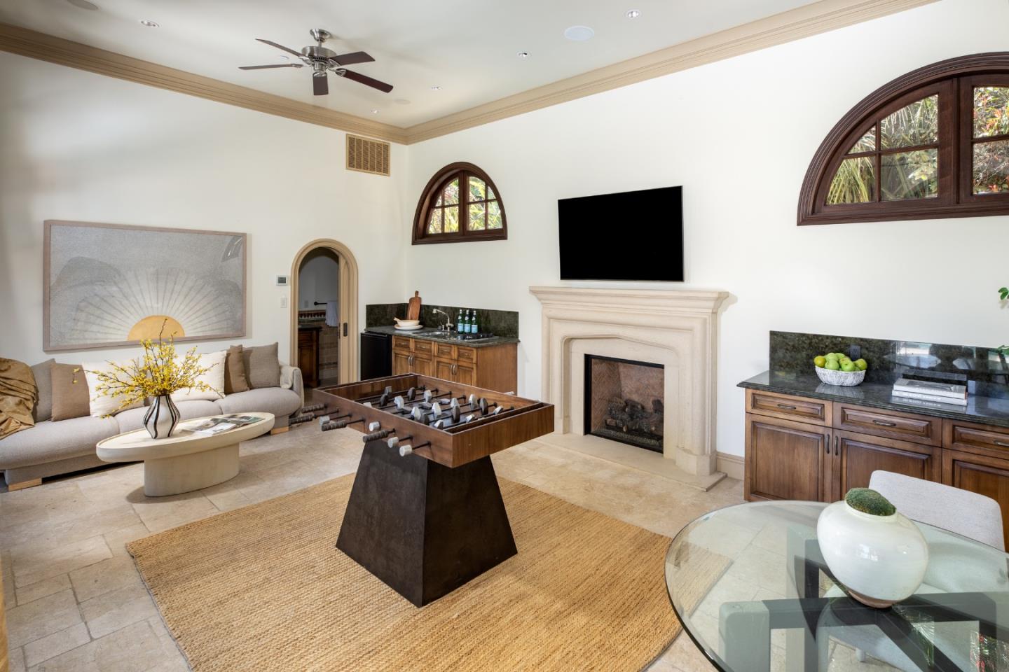 Detail Gallery Image 46 of 56 For 925 Seabury Rd, Hillsborough,  CA 94010 - 6 Beds | 9/2 Baths