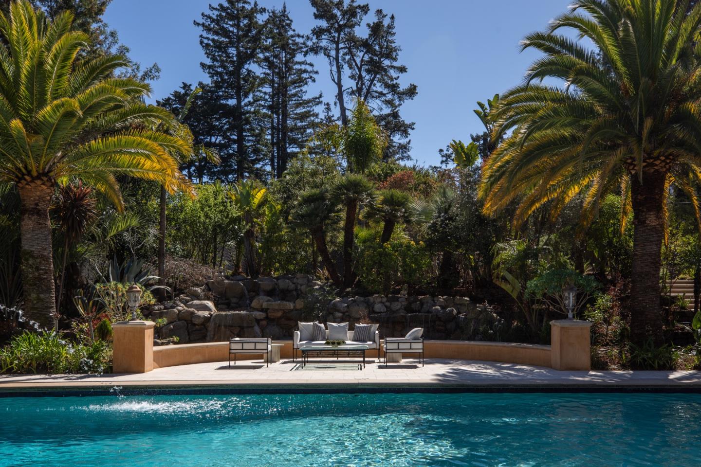 Detail Gallery Image 47 of 56 For 925 Seabury Rd, Hillsborough,  CA 94010 - 6 Beds | 9/2 Baths