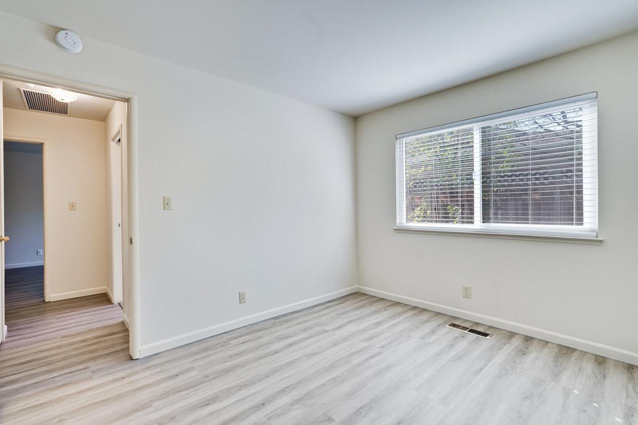 Detail Gallery Image 52 of 82 For 570-572 La Conner Dr, Sunnyvale,  CA 94087 - – Beds | – Baths