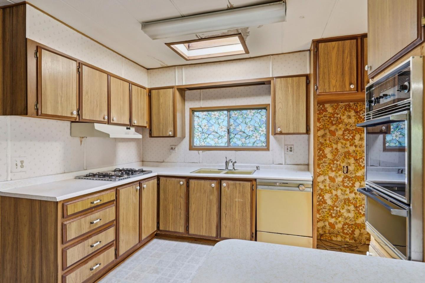 Detail Gallery Image 9 of 30 For 1075 Space Park Way #145,  Mountain View,  CA 94043 - 2 Beds | 2 Baths