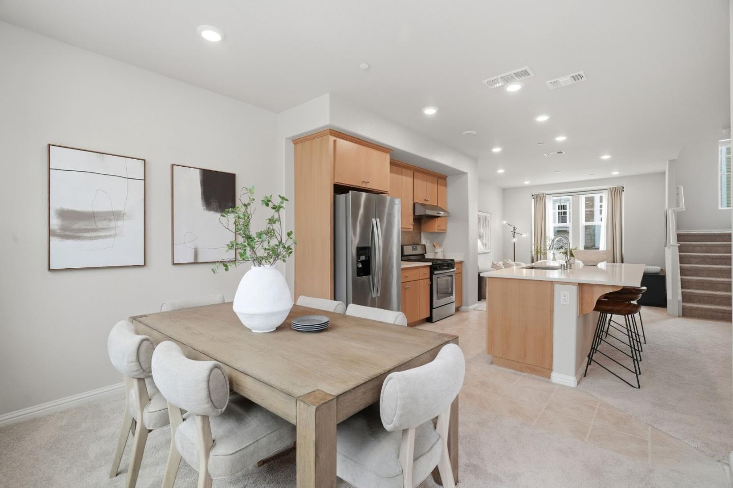 Detail Gallery Image 15 of 53 For 217 Orbit Way, Mountain View,  CA 94043 - 3 Beds | 3/1 Baths