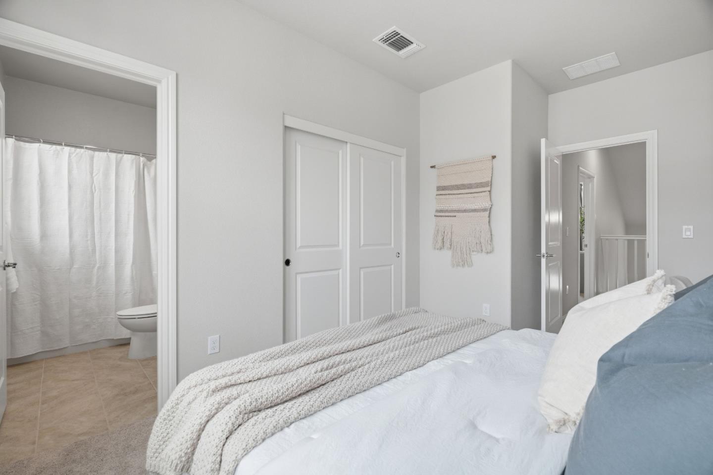 Detail Gallery Image 26 of 53 For 217 Orbit Way, Mountain View,  CA 94043 - 3 Beds | 3/1 Baths