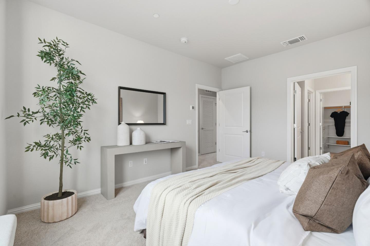 Detail Gallery Image 28 of 53 For 217 Orbit Way, Mountain View,  CA 94043 - 3 Beds | 3/1 Baths