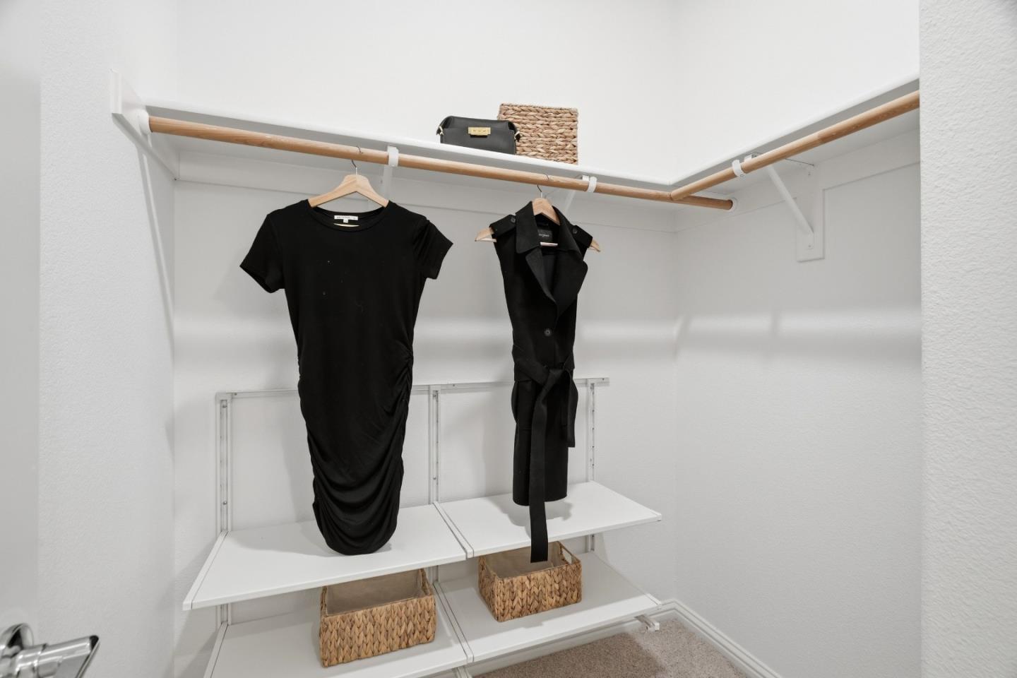 Detail Gallery Image 33 of 53 For 217 Orbit Way, Mountain View,  CA 94043 - 3 Beds | 3/1 Baths