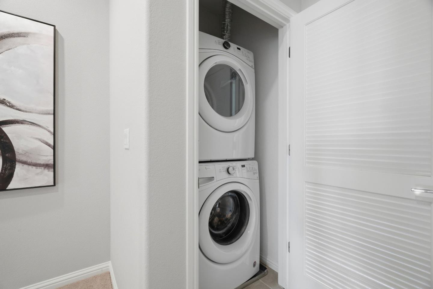 Detail Gallery Image 34 of 53 For 217 Orbit Way, Mountain View,  CA 94043 - 3 Beds | 3/1 Baths