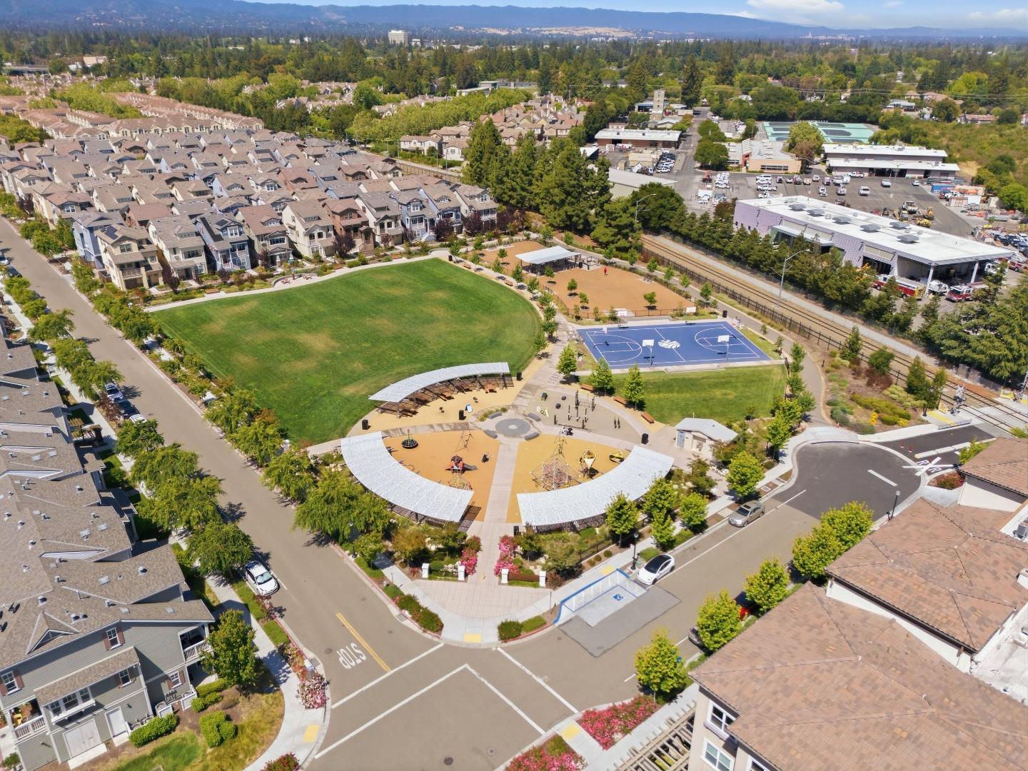 Detail Gallery Image 49 of 53 For 217 Orbit Way, Mountain View,  CA 94043 - 3 Beds | 3/1 Baths