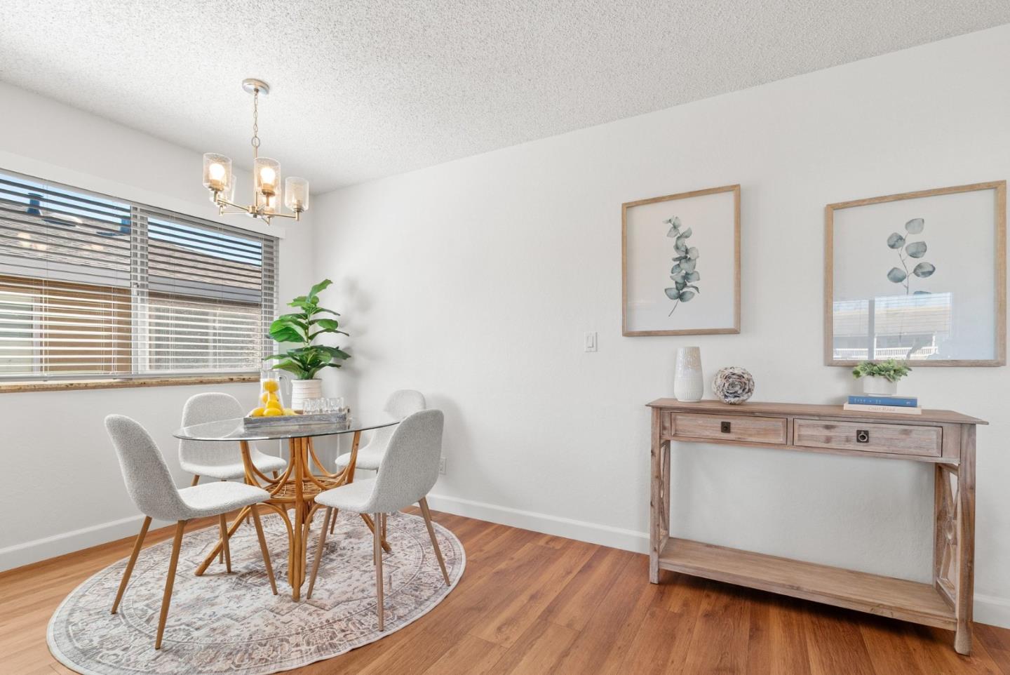 Detail Gallery Image 11 of 41 For 4465 Diamond St #4,  Capitola,  CA 95010 - 2 Beds | 1 Baths