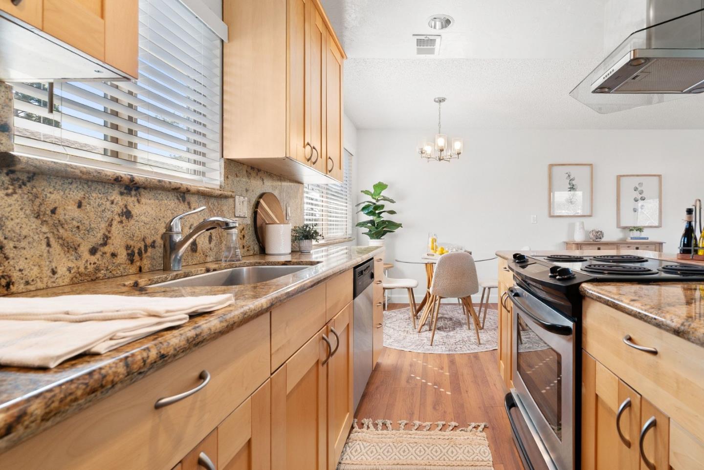 Detail Gallery Image 19 of 41 For 4465 Diamond St #4,  Capitola,  CA 95010 - 2 Beds | 1 Baths