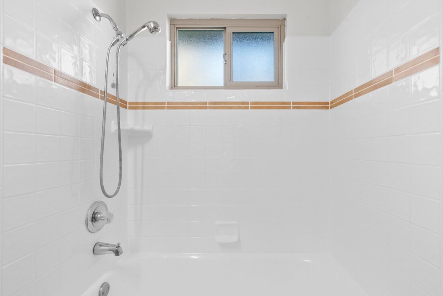 Detail Gallery Image 27 of 41 For 4465 Diamond St #4,  Capitola,  CA 95010 - 2 Beds | 1 Baths