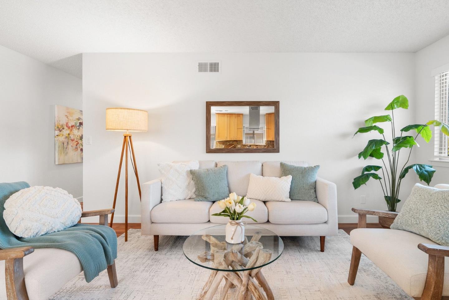 Detail Gallery Image 5 of 41 For 4465 Diamond St #4,  Capitola,  CA 95010 - 2 Beds | 1 Baths