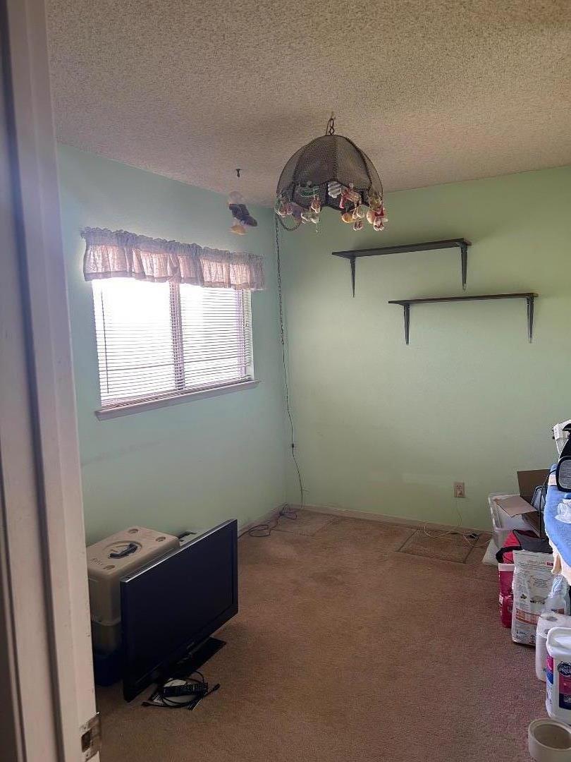 Detail Gallery Image 4 of 8 For 435 Primavera Ct, Greenfield,  CA 93927 - 3 Beds | 1 Baths