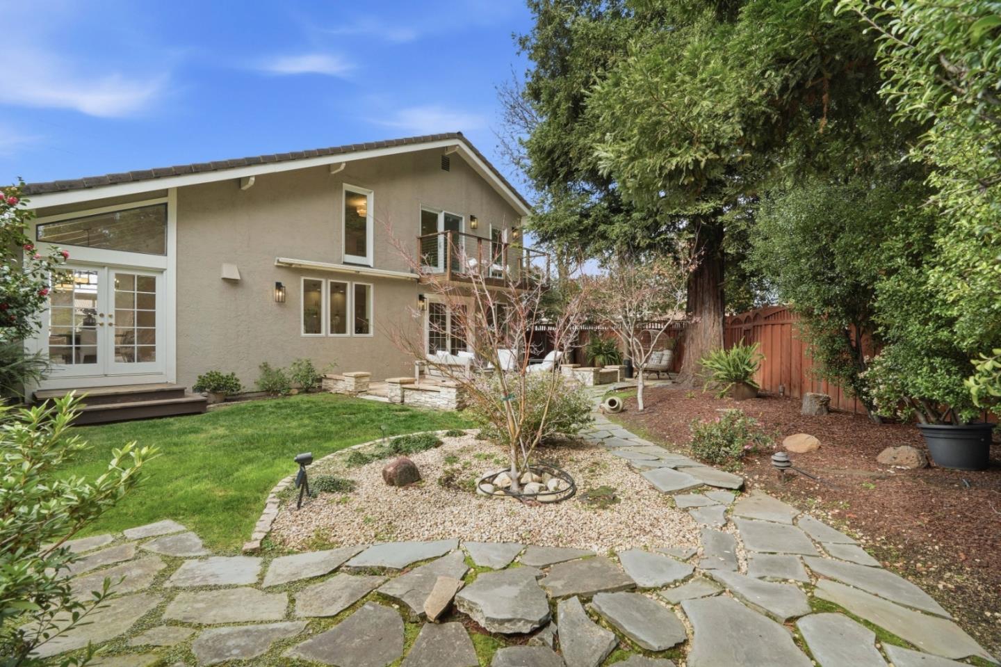 Detail Gallery Image 31 of 31 For 1851 Hull Ave, Redwood City,  CA 94061 - 4 Beds | 2/1 Baths