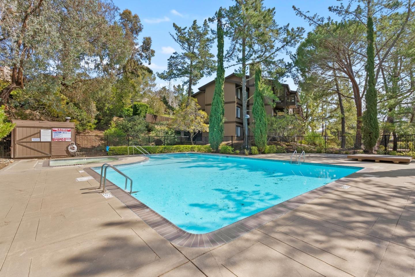 Detail Gallery Image 28 of 32 For 3323 La Mesa Dr #5,  San Carlos,  CA 94070 - 2 Beds | 2 Baths