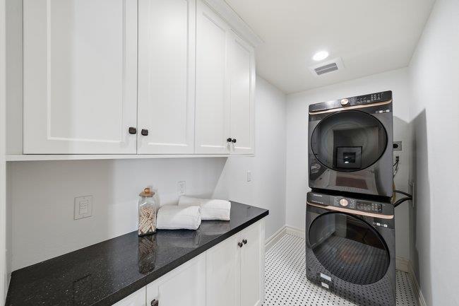 Detail Gallery Image 33 of 71 For 17881 Los Alamos Dr, Saratoga,  CA 95070 - 4 Beds | 3 Baths