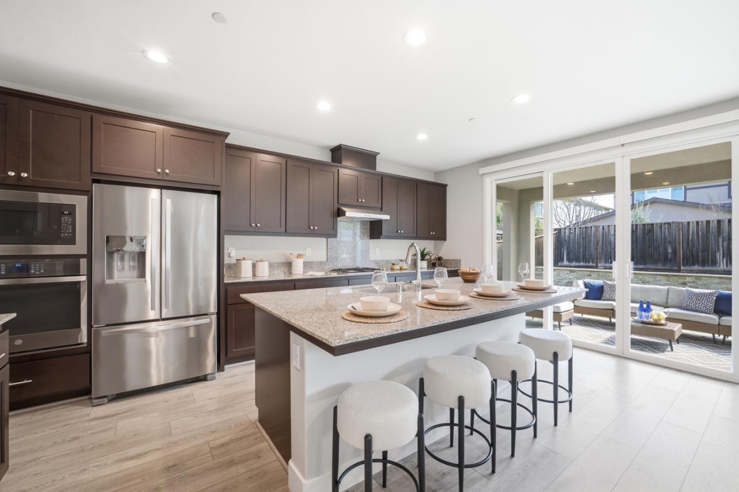 Detail Gallery Image 11 of 37 For 6430 Godani St, Gilroy,  CA 95020 - 4 Beds | 3 Baths