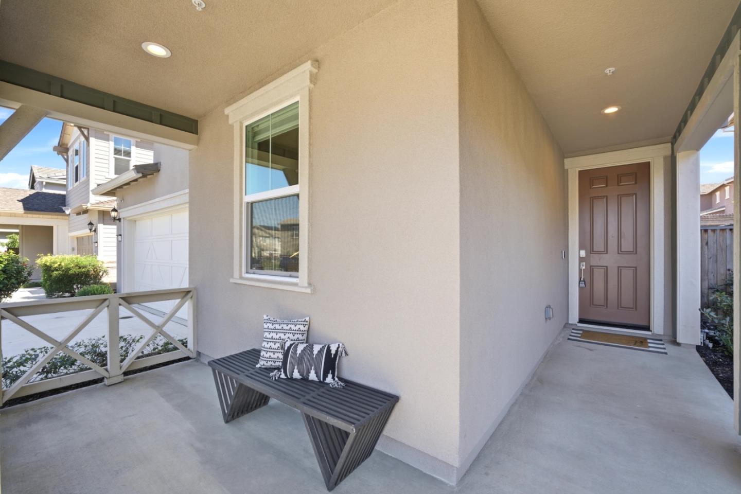 Detail Gallery Image 3 of 37 For 6430 Godani St, Gilroy,  CA 95020 - 4 Beds | 3 Baths