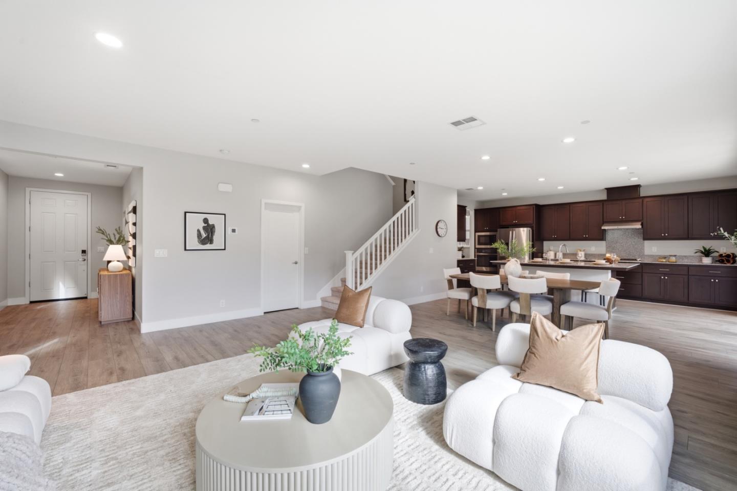 Detail Gallery Image 8 of 37 For 6430 Godani St, Gilroy,  CA 95020 - 4 Beds | 3 Baths