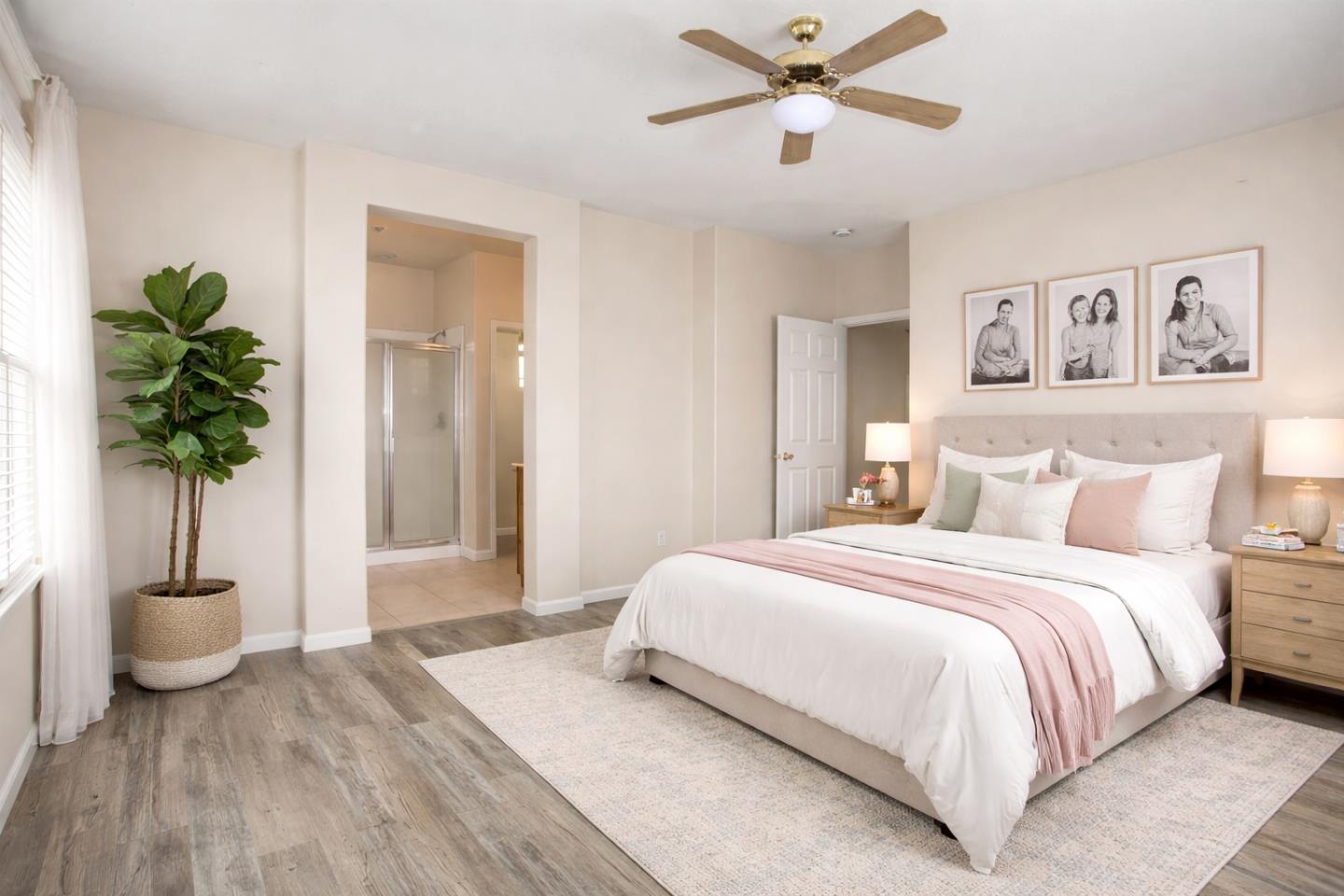 Detail Gallery Image 12 of 21 For 5700 Gold Poppy Way, Elk Grove,  CA 95757 - 4 Beds | 2/1 Baths