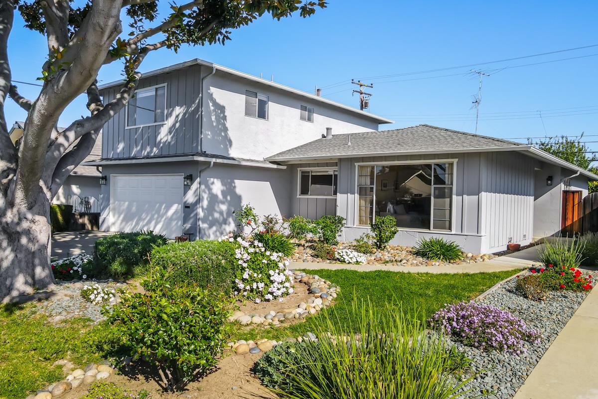 Detail Gallery Image 3 of 36 For 587 Cambridge Dr, Santa Clara,  CA 95051 - 4 Beds | 3 Baths