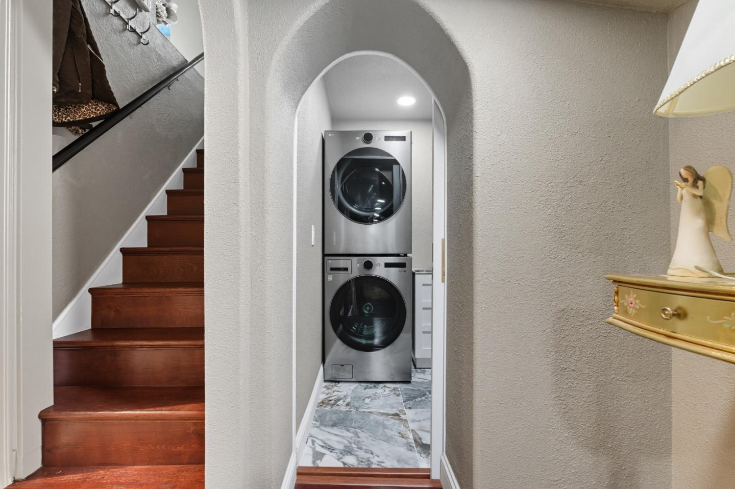 Detail Gallery Image 35 of 93 For 709 Minnesota Ave, San Jose,  CA 95125 - 4 Beds | 2 Baths