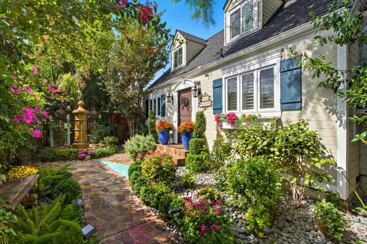 Detail Gallery Image 5 of 93 For 709 Minnesota Ave, San Jose,  CA 95125 - 4 Beds | 2 Baths