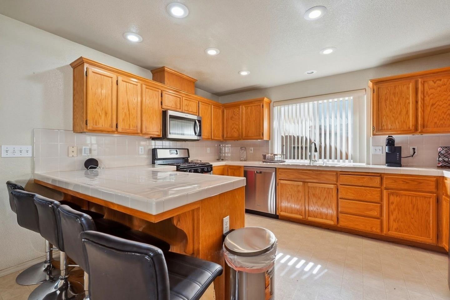 Detail Gallery Image 10 of 23 For 3882 Pintail Ct, Merced,  CA 95340 - 4 Beds | 2 Baths