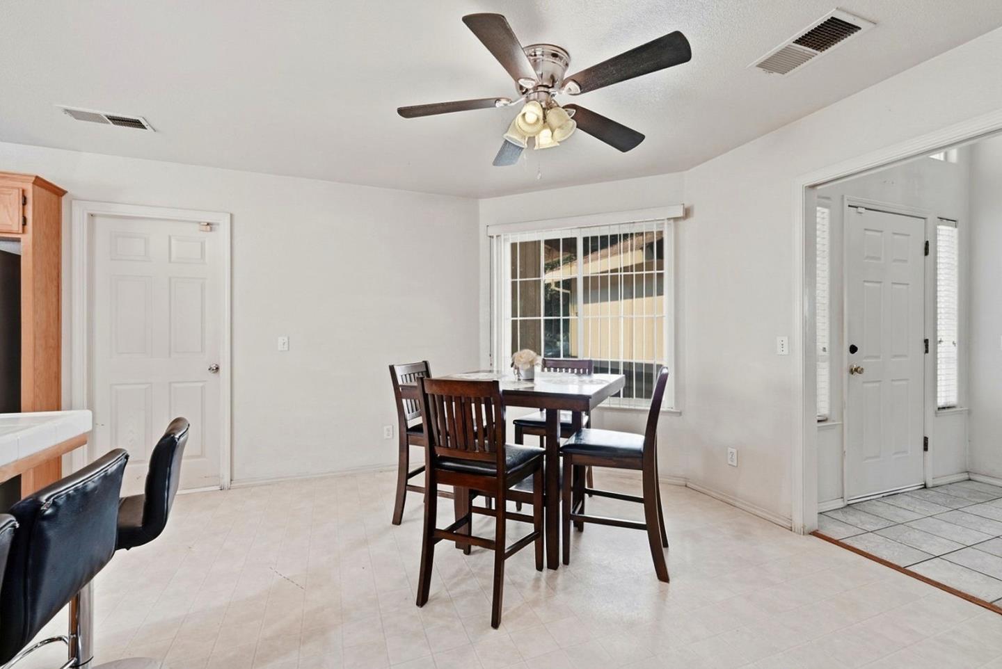 Detail Gallery Image 11 of 23 For 3882 Pintail Ct, Merced,  CA 95340 - 4 Beds | 2 Baths