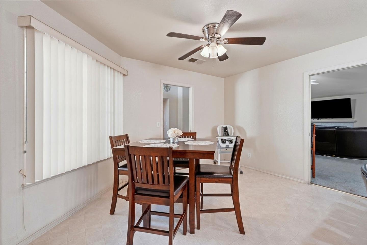 Detail Gallery Image 12 of 23 For 3882 Pintail Ct, Merced,  CA 95340 - 4 Beds | 2 Baths