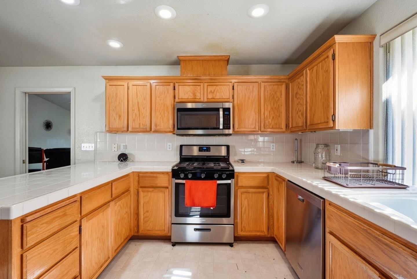 Detail Gallery Image 8 of 23 For 3882 Pintail Ct, Merced,  CA 95340 - 4 Beds | 2 Baths