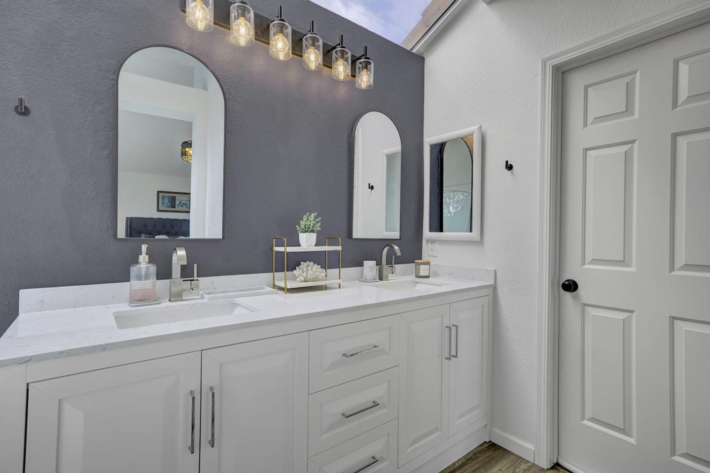 Detail Gallery Image 25 of 49 For 230 Lakeridge Way, San Ramon,  CA 94582 - 3 Beds | 2/1 Baths