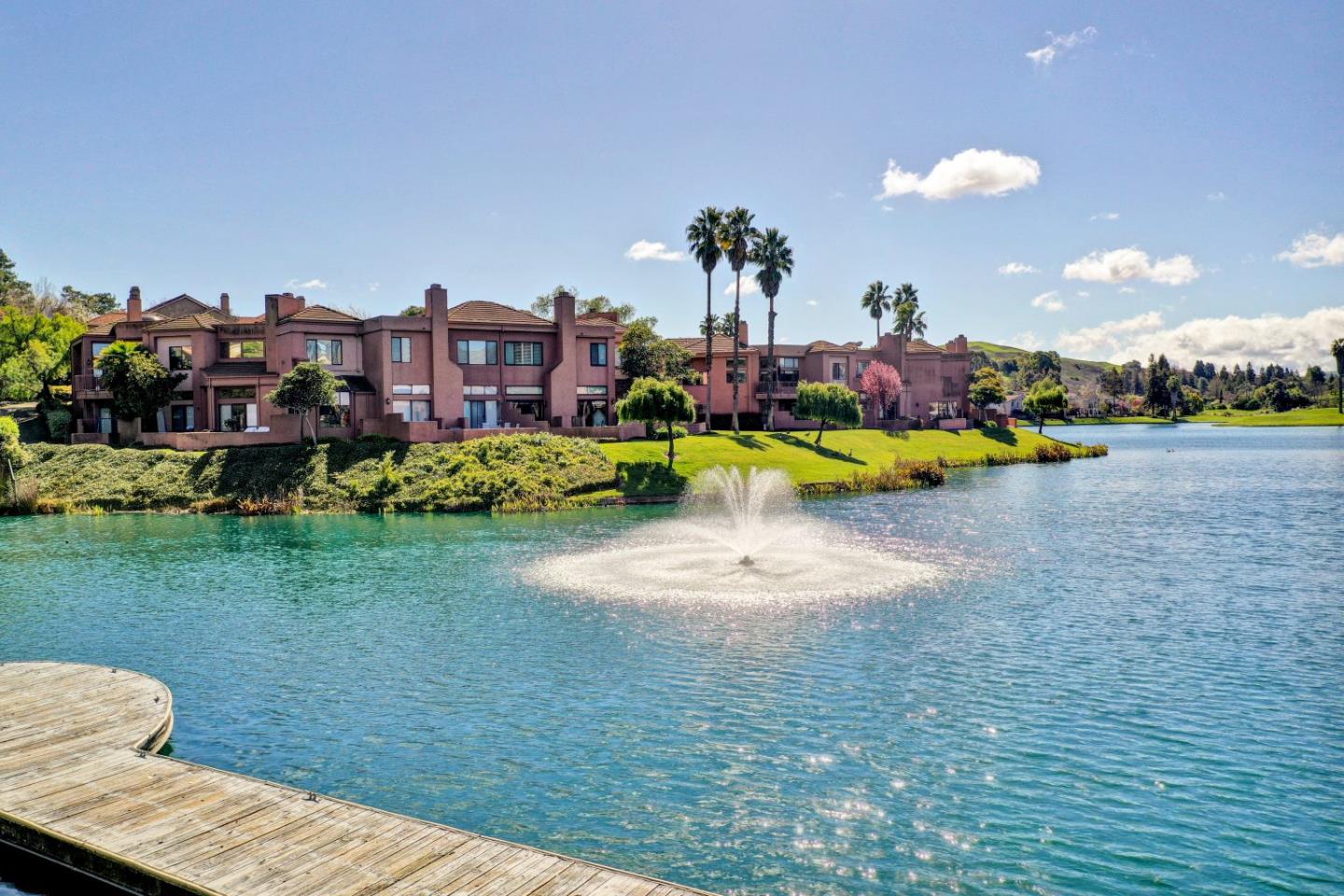 Detail Gallery Image 44 of 49 For 230 Lakeridge Way, San Ramon,  CA 94582 - 3 Beds | 2/1 Baths